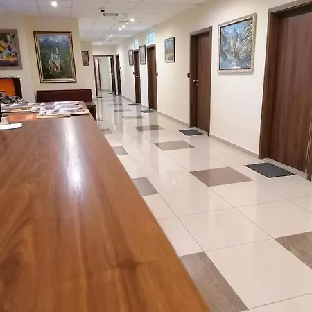 Peshtera Hotel *
