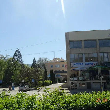 Peshtera *
